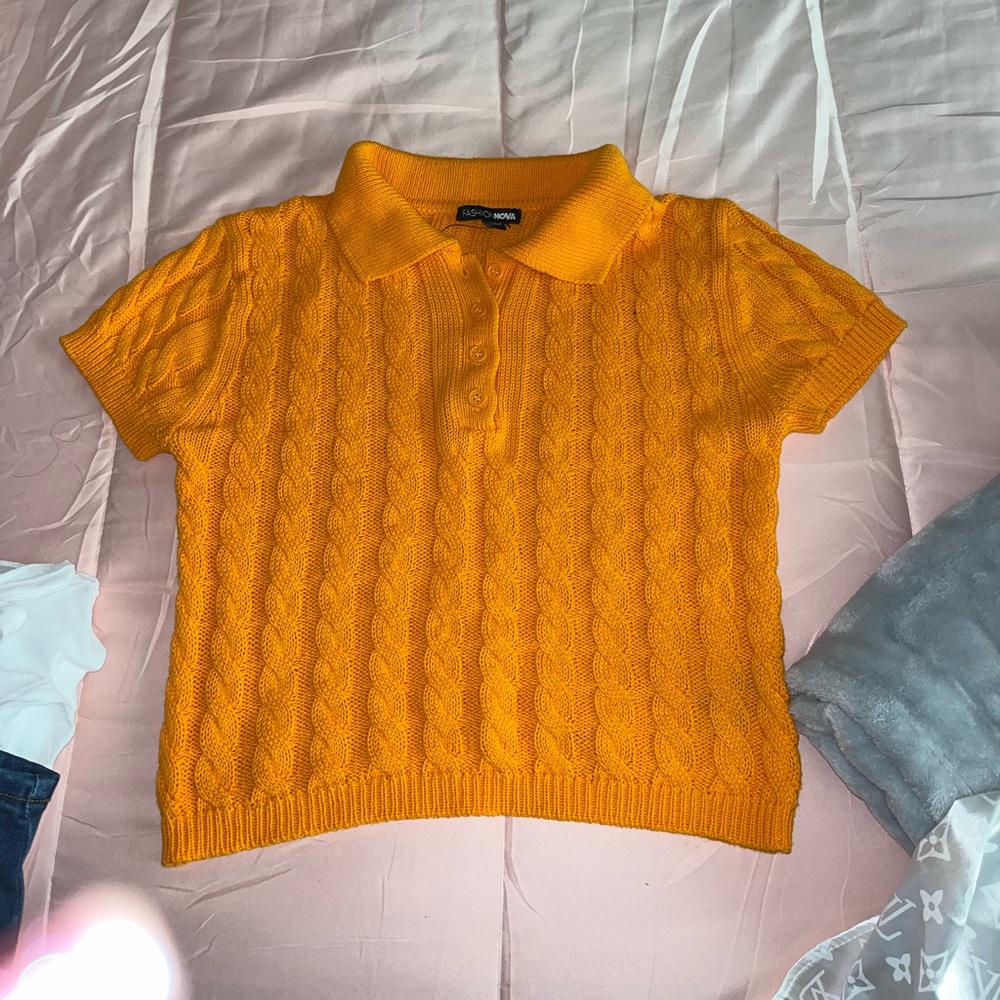 Yellow top